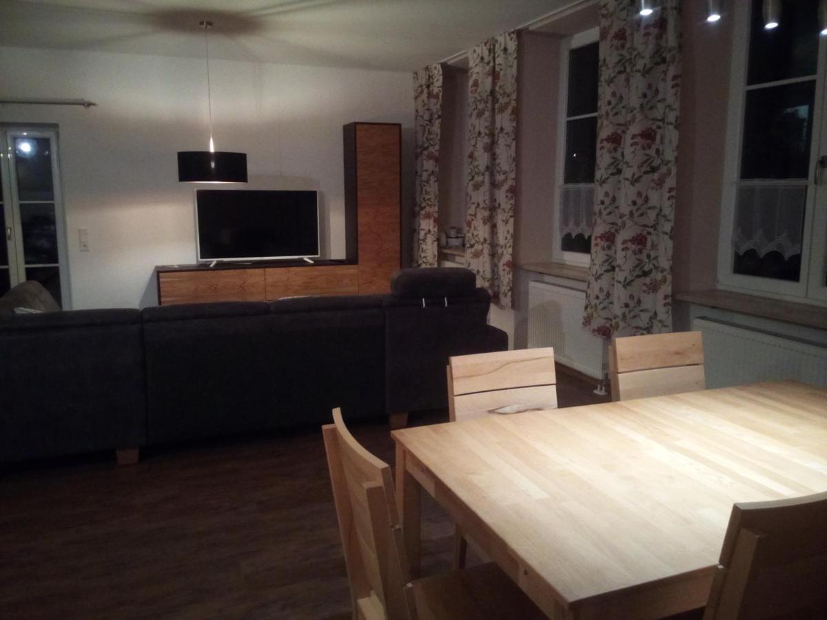 Ferienwohnung Kopold "Im Alten Schulhaus" Pottmes Exteriér fotografie